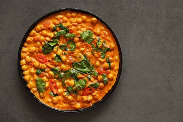 istock Spicy Chickpea and Spinach Curry. 1399918375