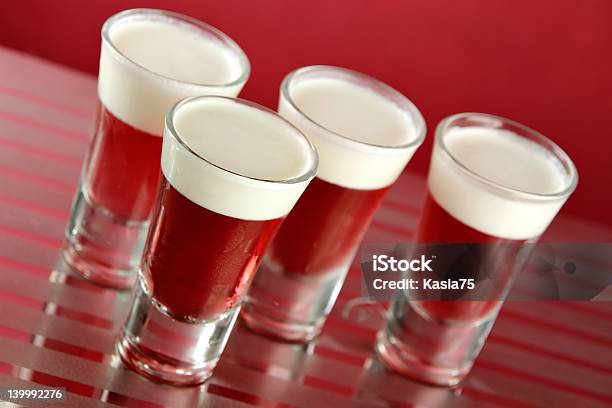 Jello Creme Stockfoto und mehr Bilder von Schnapsglas - Schnapsglas, Götterspeise, Alkoholisches Getränk