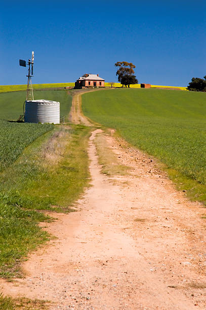 istock Barrier Highway Ruin Portrait 139993821