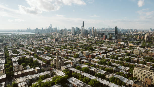 istock Brooklyn Neighborhoods with Manhattan Skyline 1400010291