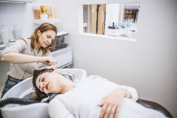 istock Hair salon treatment 1400011399