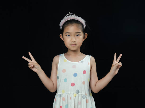 Asian girls, older sister and younger sister