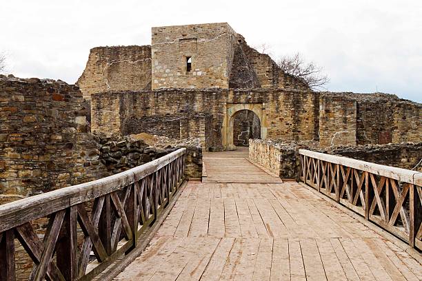 istock Ruins of the old castle 140003285