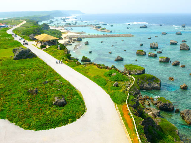沖縄の宮古島の風景。 - resort activities ストックフォトと画像