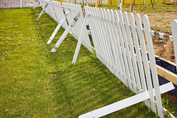 istock new white wood made fence 1400072069