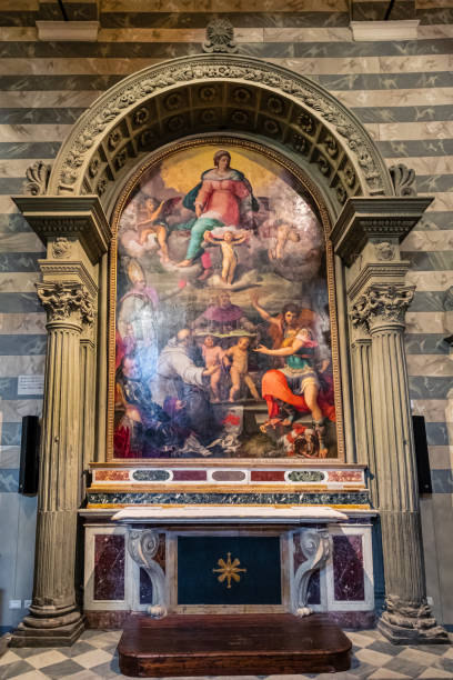 istock Volterra Cathedral - Tuscany 1400076914