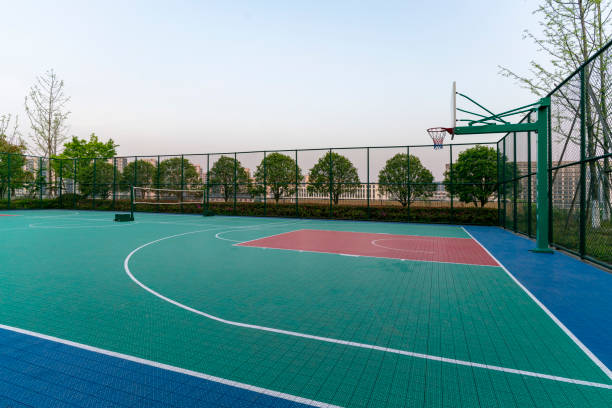istock basketball court 1400095107