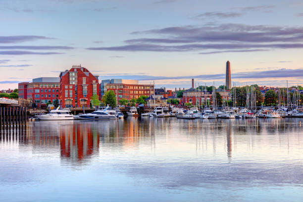 istock Bunker Hill Monument along the Charlestown Waterfront 1400101909
