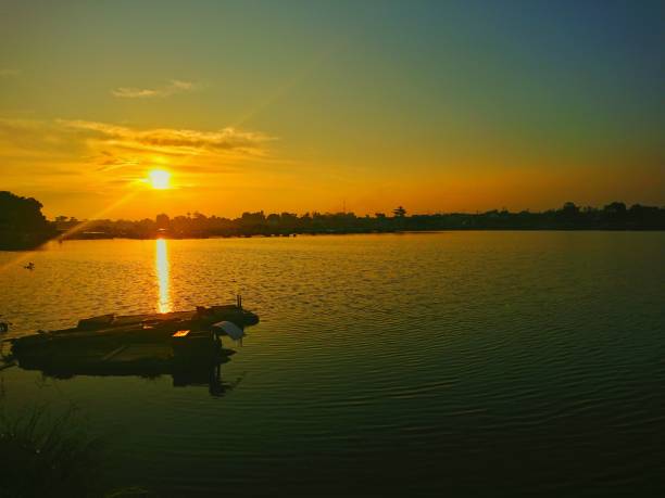 istock Scenic View Of Lake Against Sky During Sunset 1400103711