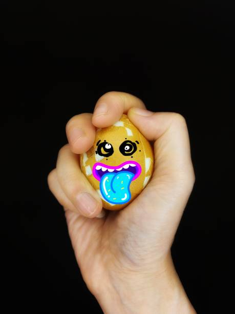 istock The feeling of the egg. 1400112268