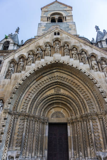 istock Beautifully decorated entrance and stunning architecture. 1400114420