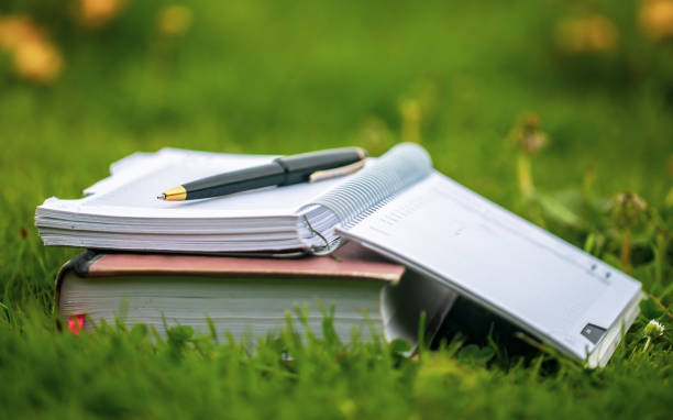 istock Organizer and book outdoor 1400116654