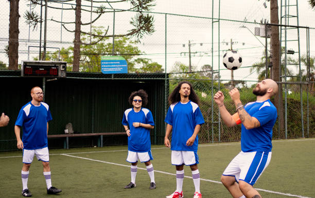 istock Soccer team warming up before the game 1400133140