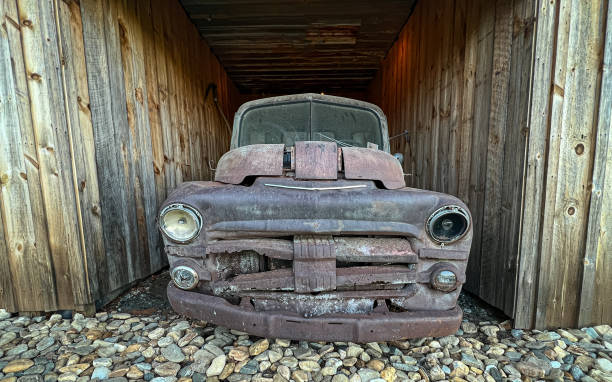 istock Rusty Old Farm Truck 1400152863
