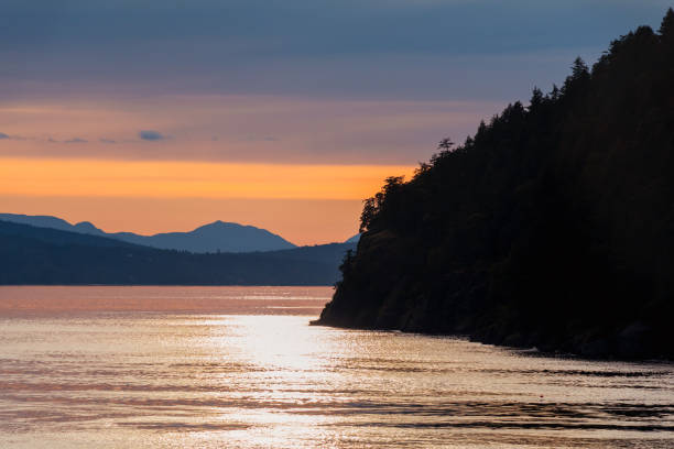 istock Sunset Over The Strait Of Georgia 1400181525