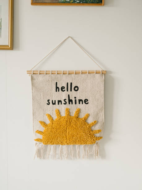 hello sunshine haft ścienny - wall decor zdjęcia i obrazy z banku zdjęć