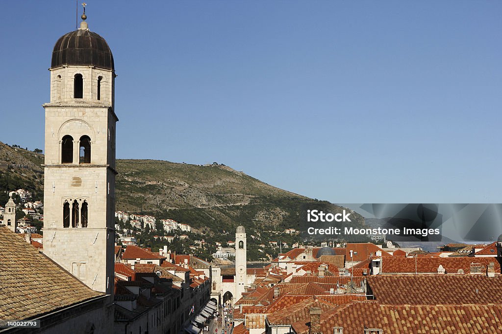Monastério franciscano em Dubrovnik, Croácia - Foto de stock de Arco - Característica arquitetônica royalty-free