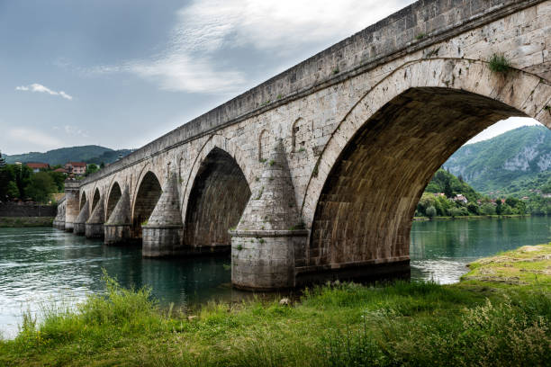 istock Old Stone Bridge in Visegrad 1400232162