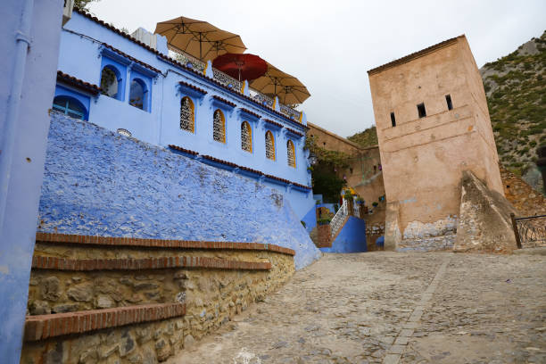 istock Street in Chefchaouen, Morocco 1400247441