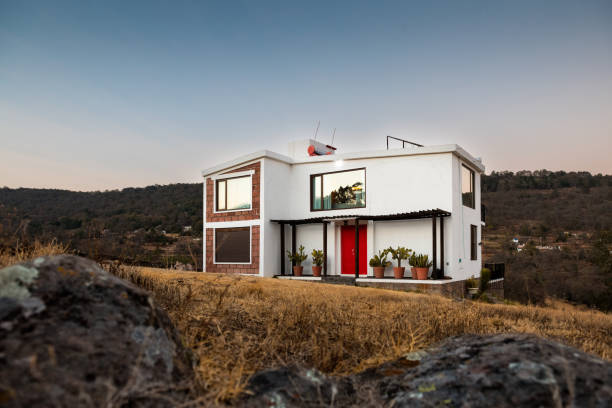 istock Sustainable Modern House 1400319543