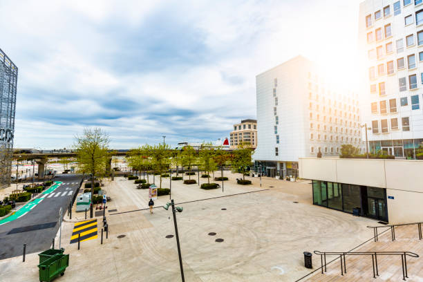 istock Marseille business district, close to the Docks 1400393286