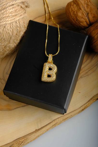 istock Gold and Diamond Jewelry 1400404032