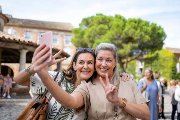 istock Selfies In France 1400426471