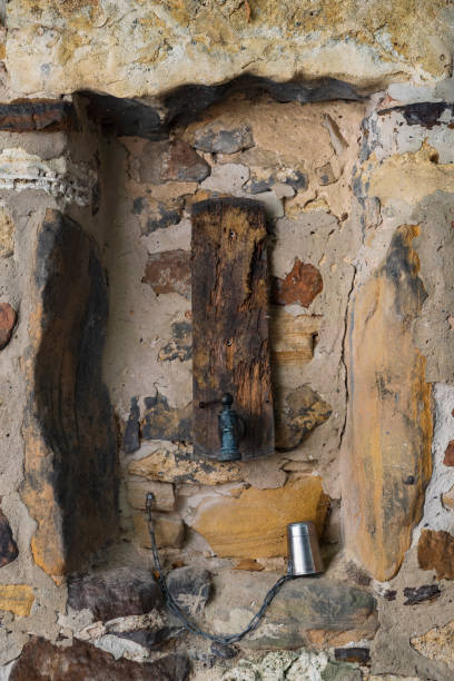 istock Old historical fountain 1400428123