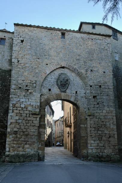 istock Porta Fiorentina Florence (Pisa) 1400460117