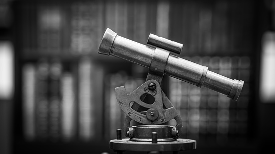 A sextant device is a marine navigation instrument which is used to measure the angle between two objects.