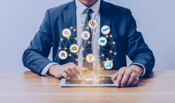 istock Business people use smart brain information management concept tablet. 1400501328