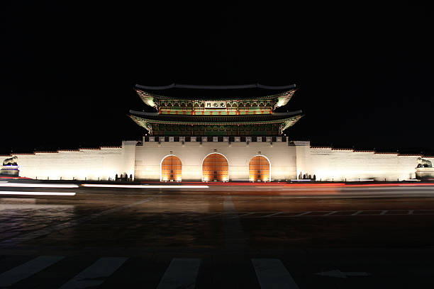istock Gwanghwamun gate Seoul South Korea 140050792