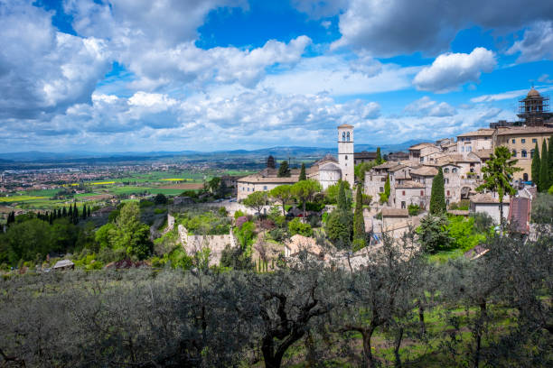 istock Assisi and its countryside wide panorama. Color image 1400516846