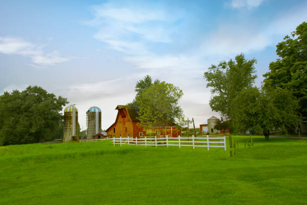 istock Old Red Barn with Silo and fence-Tipton County, Indiana 1400523568