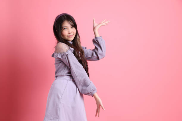 istock Cute Asian Girl 1400549663