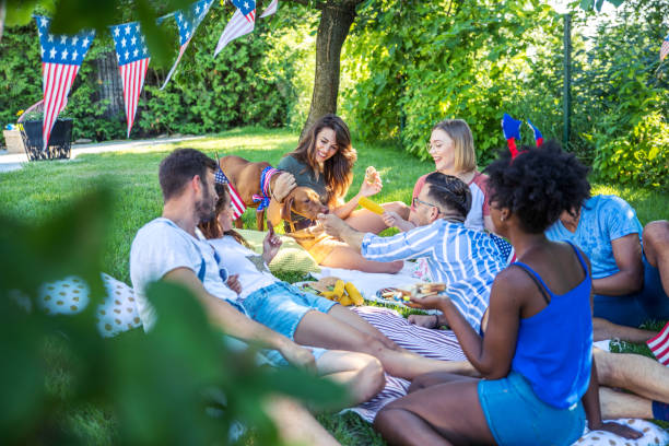 istock Celebrating fourth July 1400576660