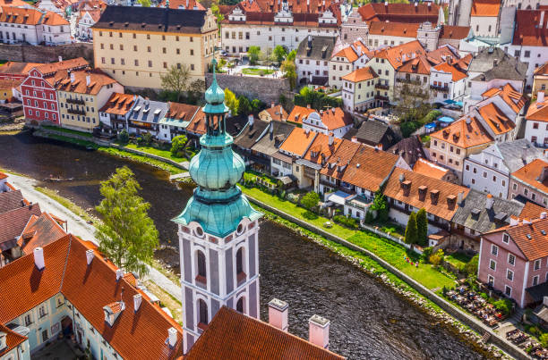 체코. 체스키 크룸로프 오래된 시골 마을 - czech republic cesky krumlov village tourist 뉴스 사진 이미지