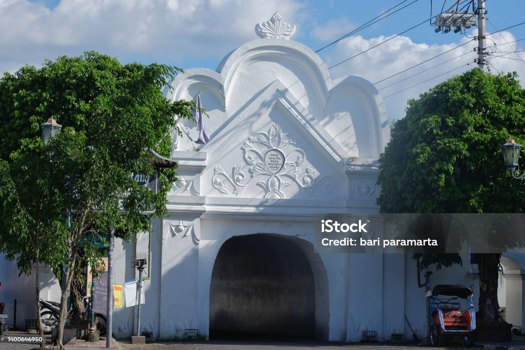 Plengkung Wijilan is one of the iconic gates when entering the Yogyakarta Palace fortress Yogyakarta, Indonesia, May 12, 2020. Plengkung Wijilan is one of the iconic gates when entering the Yogyakarta Palace fortress from the east side. Palace Stock Photo