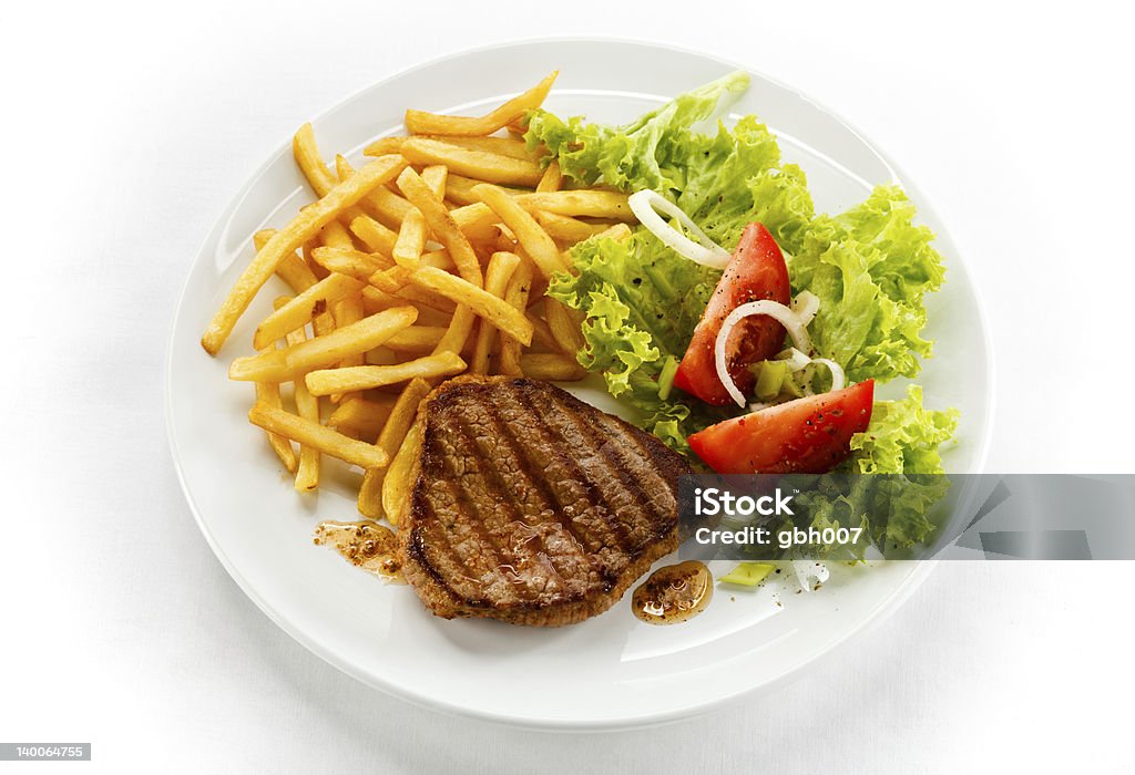 Alla griglia, patatine fritte e verdure costoluto - Foto stock royalty-free di Alla griglia