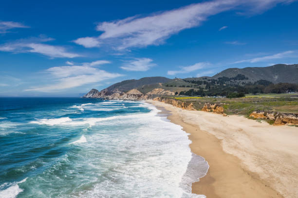 istock Northern California Coast 1400653518