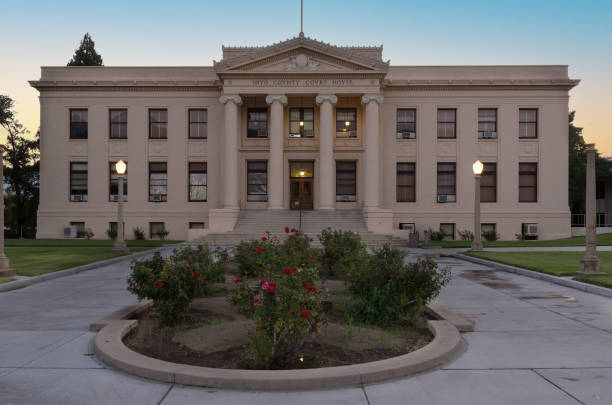 istock Inyo County Court House 1400663310