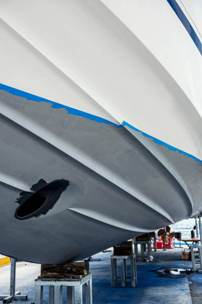 istock Seasonal mending for boat 1400685299