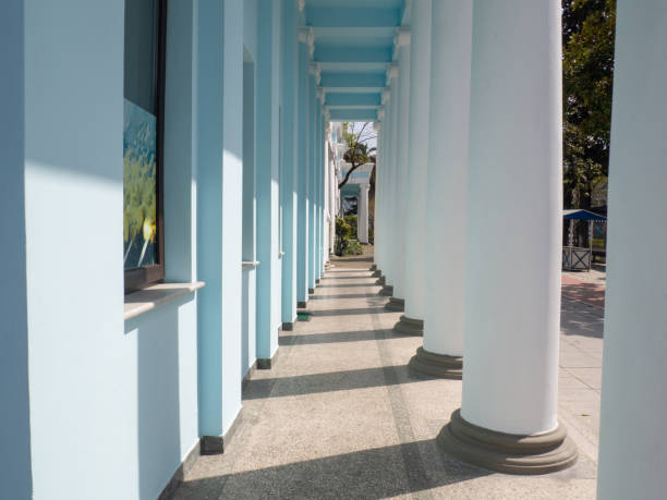 istock house with columns. Geometry. Inside view. Architecture of old buildings. 1400695375