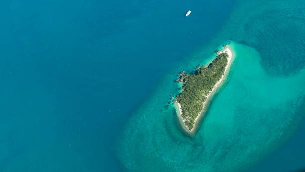 istock Whitsunday Islands - Aerial 1400739000