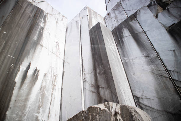 istock Abandoned marble quarry on the Apuan Alps 1400760618