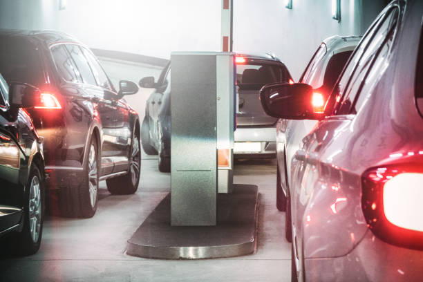 korek na parkingu publicznym przed zjazdem - traffic jam traffic germany car zdjęcia i obrazy z banku zdjęć