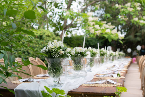 istock Close up Wedding guest setup with fresh flowers 1400794293