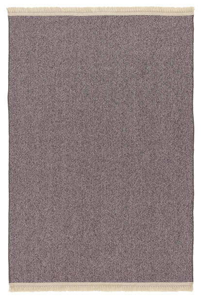 istock Persian Isfahan Carpet 1400811393