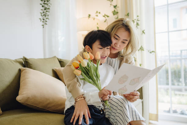istock Special Gift on Mother's Day 1400836997