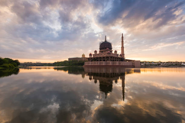 istock Morning at Putrajaya Mosque 1400838581